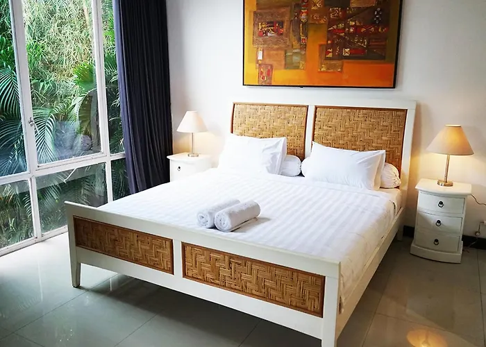 3 Bedroom With Private Pool In Berawa * Canggu