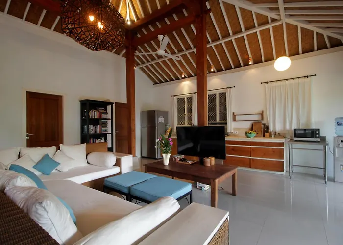 3 Bedroom With Private Pool In Berawa *