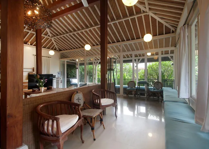 3 Bedroom With Private Pool In Berawa Canggu