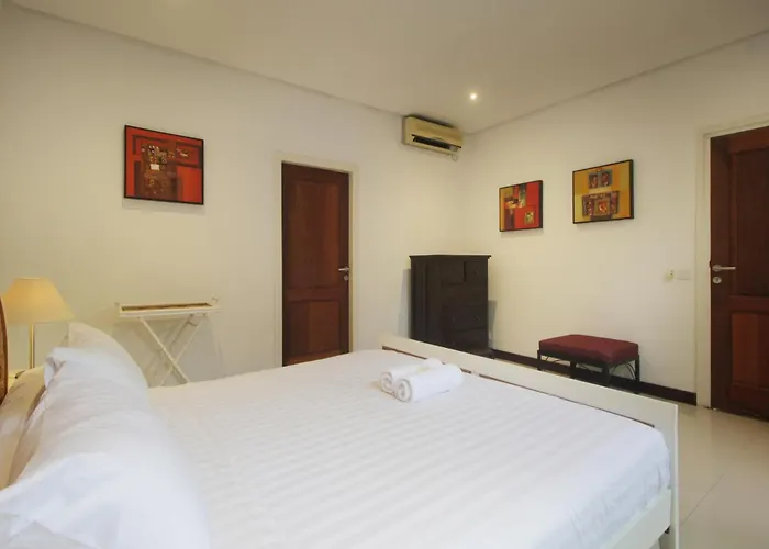 3 Bedroom With Private Pool In Berawa * Canggu