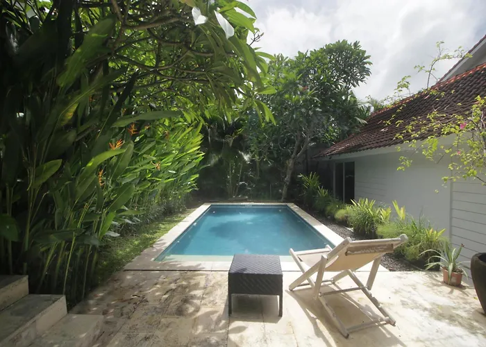 3 Bedroom With Private Pool In Berawa Villa *
