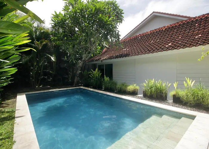 3 Bedroom With Private Pool In Berawa