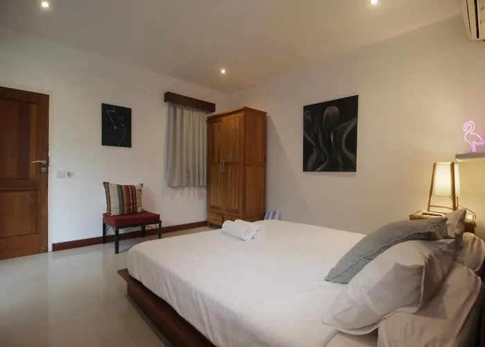 3 Bedroom With Private Pool In Berawa * Canggu