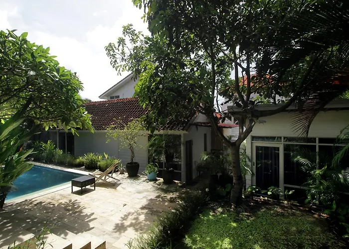 3 Bedroom With Private Pool In Berawa *